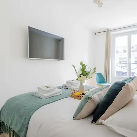 Suite-appartement 4stars Pour 6 A 10 Min Du Marais