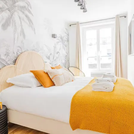 Suite-appartement 4stars Pour 6 A 10 Min Du Marais