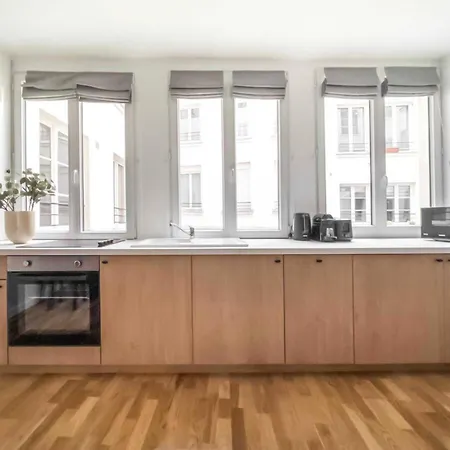 Suite-appartement 4stars Pour 6 A 10 Min Du Marais 아파트